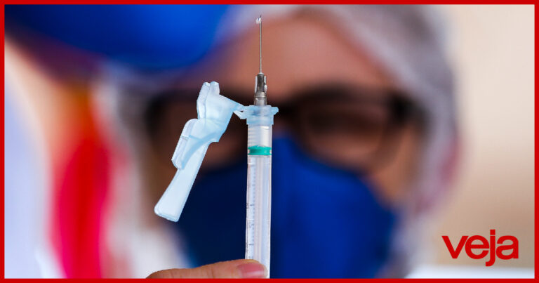 Anvisa autoriza novos testes para vacina 100% brasileira contra Covid