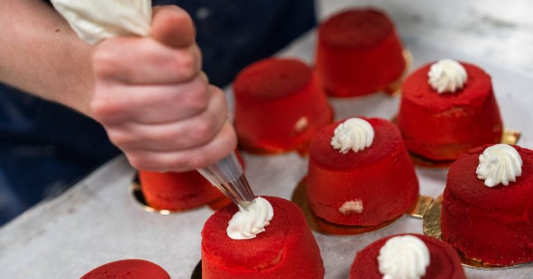 Saiba o que é o vermelho número 3 e por que ele foi banido nos Estados Unidos