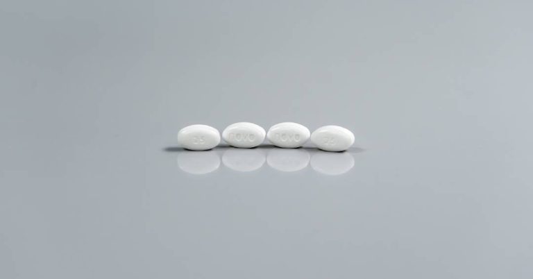 Como a indústria farmacêutica transformou a caneta de Ozempic em um comprimido que chega ao mercado neste ano