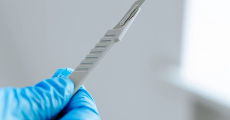 Mais mulheres com bisturi: como consolidar esse progresso? | Letra de Médico
