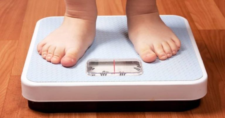Entre a fome e a obesidade: o paradoxo nutricional das crianças no país | Letra de Médico